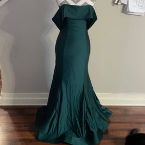 Amelia Couture Emerald Green Gown size 10